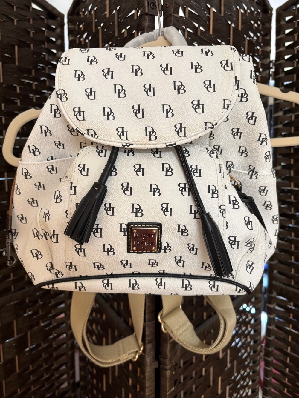 Dooney & Bourke Gretta Medium Murphy Backpack White Black Monogram NWT